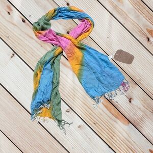 NWT Global Girlfriend art smart women made fair trade scarf